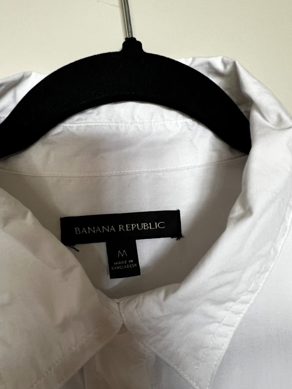 Banana Republic Women's white poplin button-down shirt relaxed and oversized (M) - Picture 4 of 9